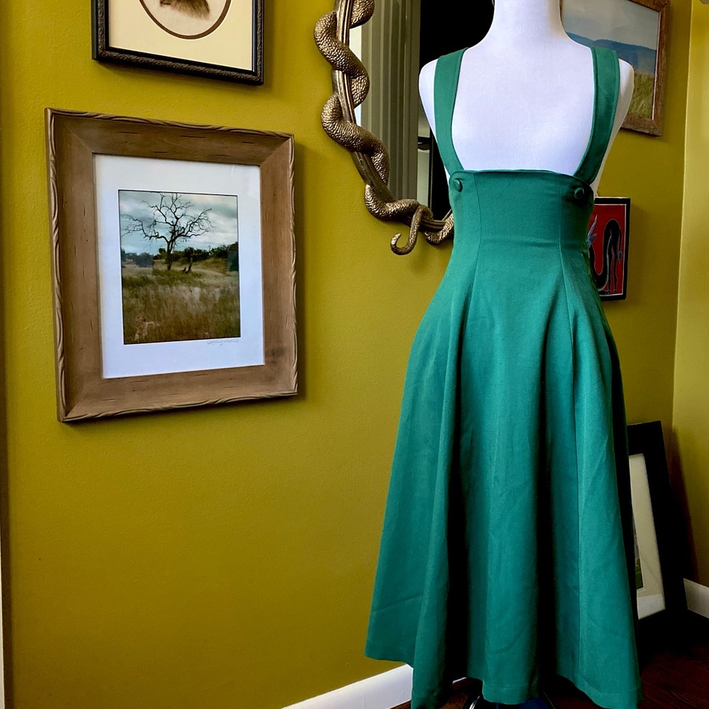 Green pinafore dress